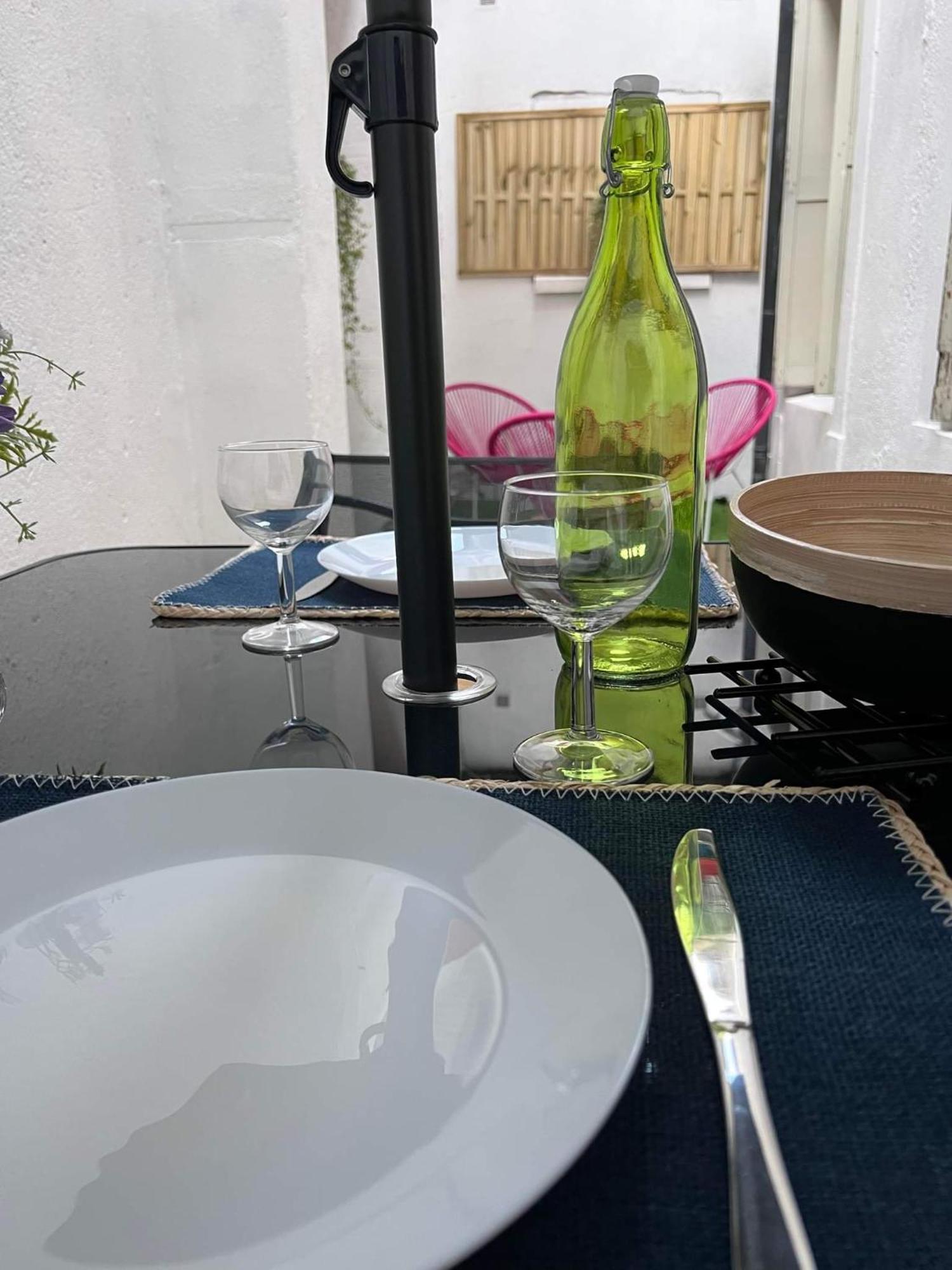 Charmant Appartement Climatise Aux Pieds De La Cite การ์กาซอน ภายนอก รูปภาพ